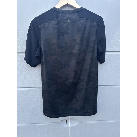 Lululemon Repetition Short Sleeve Shirt Sz Medium Savasana Camo Black READ - Picture 10 of 15